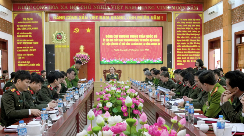 Thứ trưởng Trần Quốc Tỏ kết luận kiểm tra công tác năm 2025 tại Công an Nghệ An -0