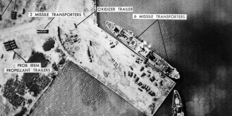 “Lằn ranh đỏ” và sự khởi đầu nguy hiểm ” với nhân loại -0