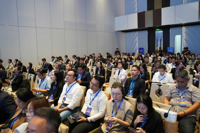 Hơn 500 đại biểu trong nước và quốc tế dự Diễn đàn Kinh tế Mùa thu -0