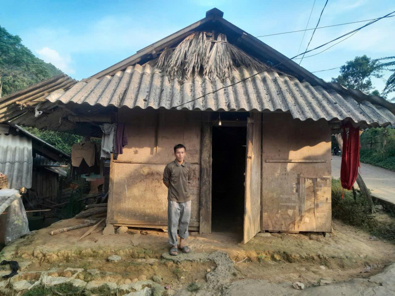 Chung tay dựng mái ấm cho gia đình khó khăn ở Lào Cai	 -0