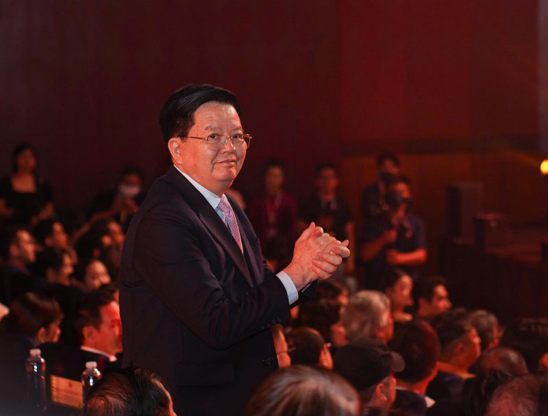 Bộ phim “Mưa đỏ” thắng giải Bông Sen Vàng và giải Bông Sen Bạc được trao cho ba bộ phim  -0