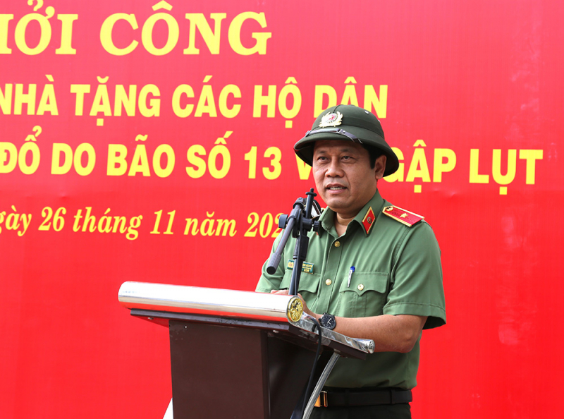 Bộ Công an hỗ trợ 50 tấn hàng và 1 tỷ đồng cho đồng bào Gia Lai -2