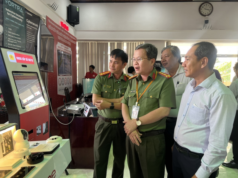 Đảm bảo an ninh dữ liệu số phục vụ điều hành chính quyền địa phương 2 cấp -0