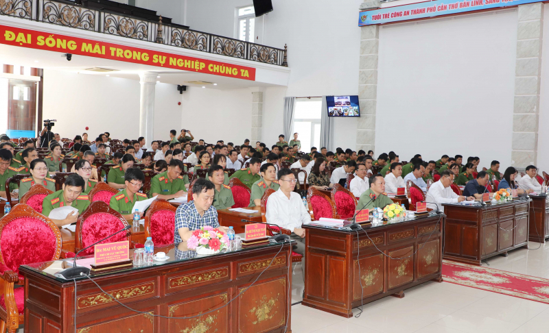 Nhiều phong trào toàn dân bảo vệ ANTQ ở Cần Thơ được Bộ Công an ghi nhận -0