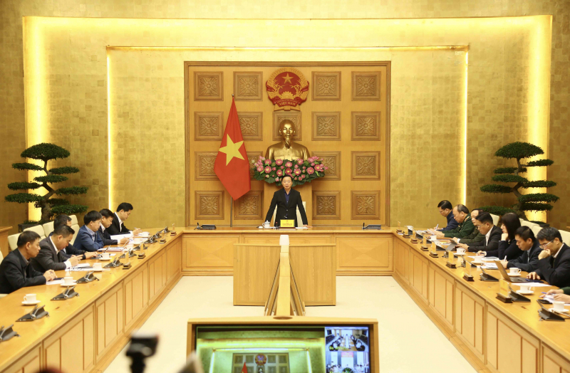 Các lực lượng ứng trực, sẵn sàng giúp đỡ nhân dân ứng phó bão số 15 -0