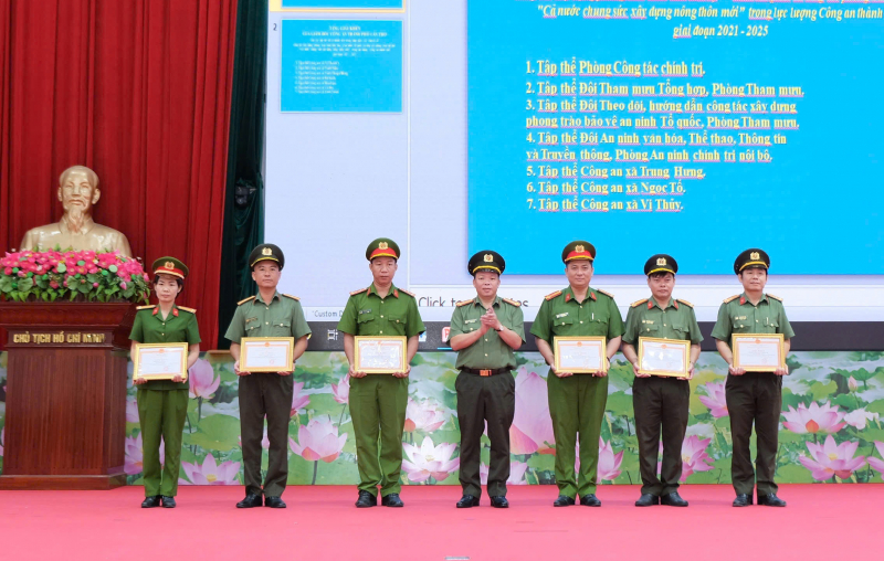 Nhiều phong trào toàn dân bảo vệ ANTQ ở Cần Thơ được Bộ Công an ghi nhận -0