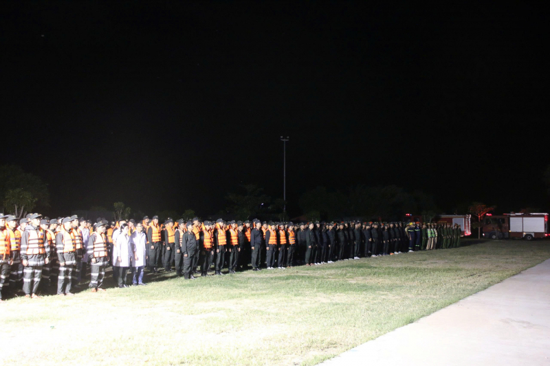 Bộ Công an triển khai phương án ứng phó cơn bão số 15  -0