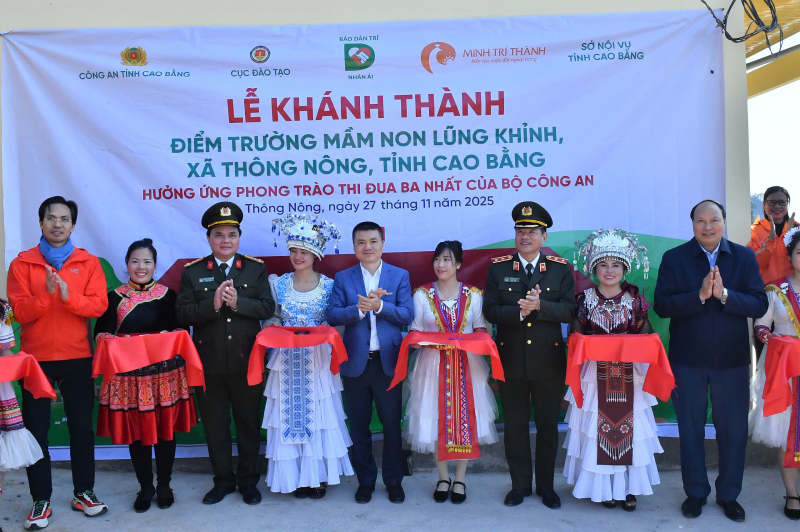 Cục Đào tạo và các nhà tài trợ tặng công trình điểm trường mầm non trị giá 500 triệu đồng tại Cao Bằng -0