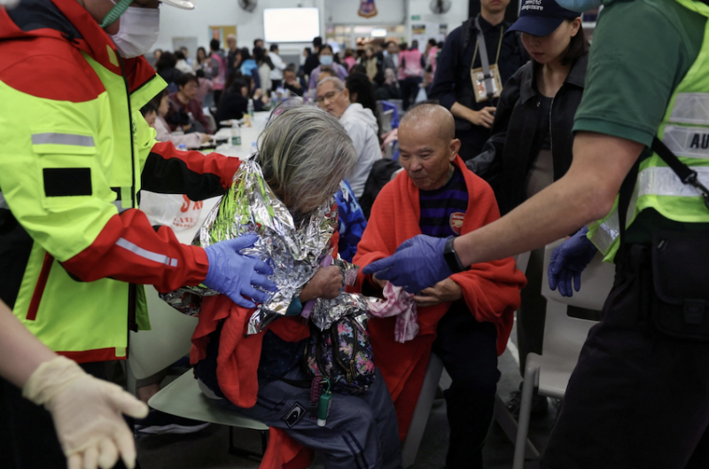 Thương vong tiếp tục tăng trong vụ cháy chung cư ở Hong Kong -0