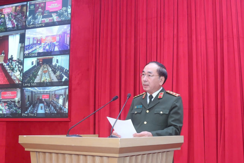 Bộ Công an phát động ủng hộ đồng bào miền Trung, Tây Nguyên bị thiệt hại do bão, mưa lũ gây ra -0