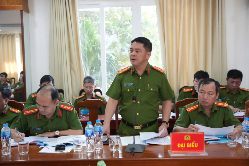 Đảm bảo công tác tạm giam, tạm giữ được chặt chẽ, thống nhất, không để ngắt quãng, gián đoạn -1