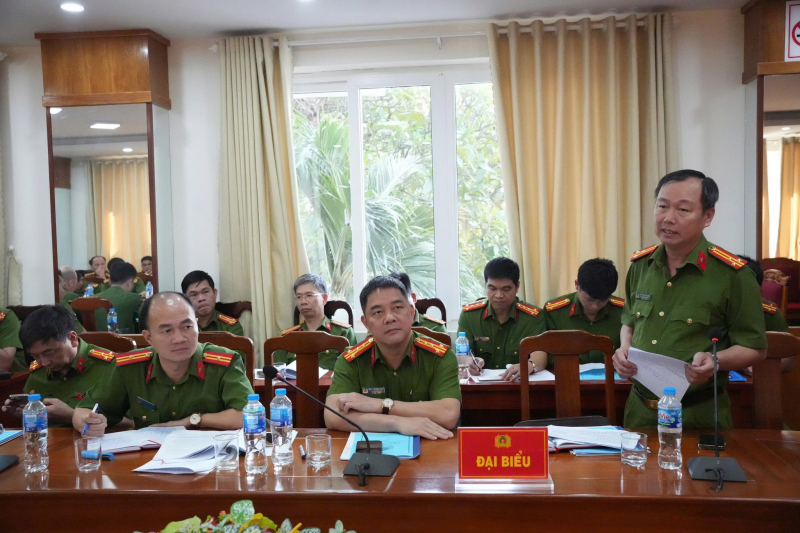 Đảm bảo công tác tạm giam, tạm giữ được chặt chẽ, thống nhất, không để ngắt quãng, gián đoạn -2