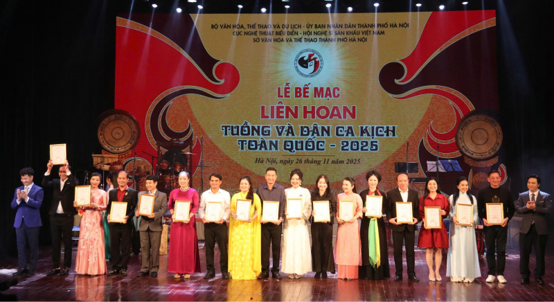 nghe thuat truyen thong 1.jpg -0