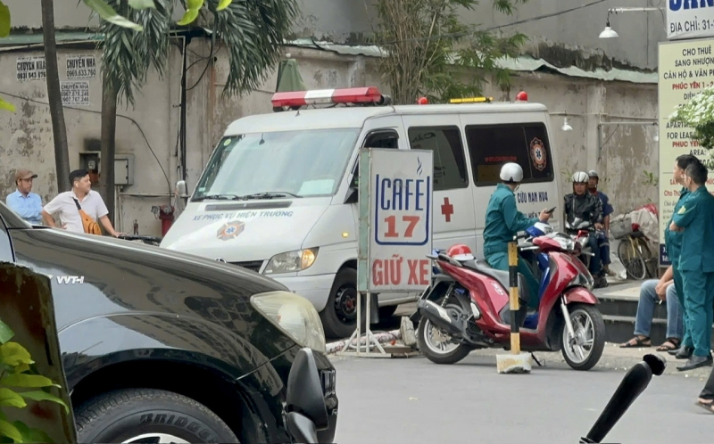 Người phụ nữ rơi từ sân thượng chung cư xuống đất tử vong -0