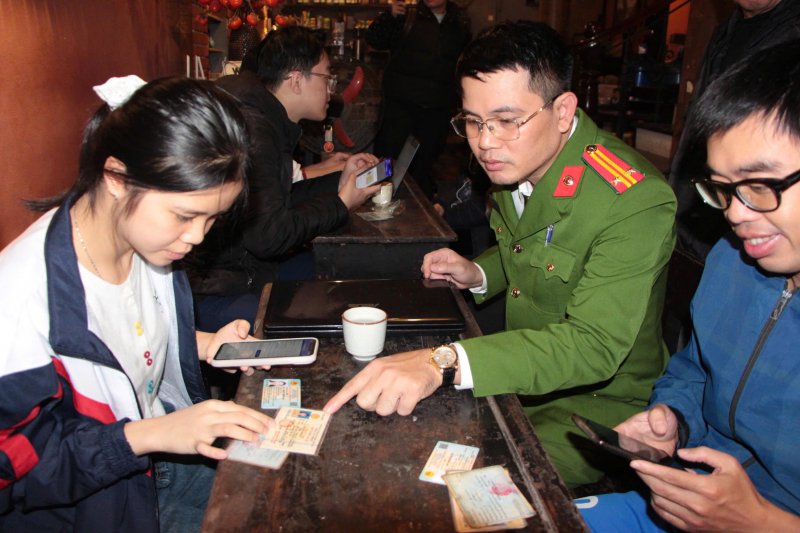 Góp sức số hóa hồ sơ phương tiện giúp người dân tránh rủi ro pháp lý -0