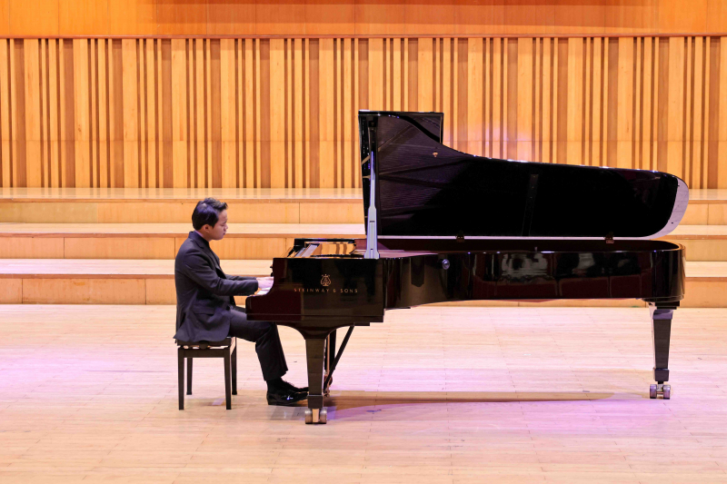 Klasszikus koncert, adománygyűjtés Közép-Vietnam lakosságának támogatására -0