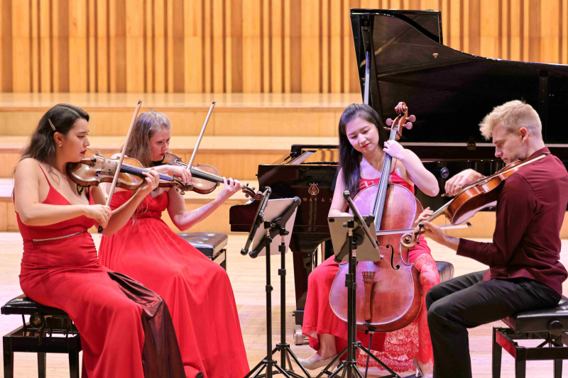 Klasszikus koncert, adománygyűjtés Közép-Vietnam lakosságának támogatására -0