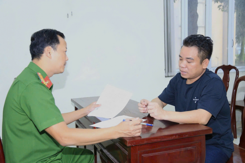 Triệt phá đường dây mua bán hoá đơn GTGT khống trên 4000 tỷ đồng -0