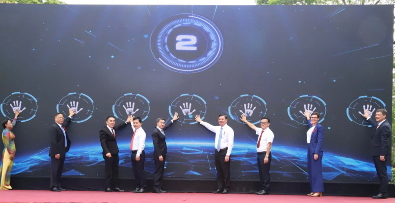 Lễ Mít tinh cấp quốc gia “Đoàn kết là sức mạnh - Chung tay chấm dứt dịch bệnh AIDS” -0