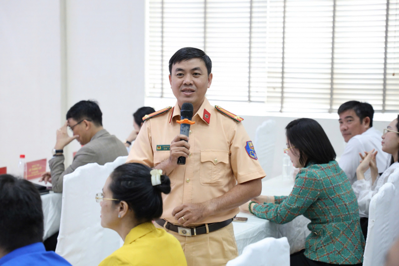 Propagowanie przepisów bezpieczeństwa ruchu drogowego poprzez symulowane procesy sądowe przyciąga wielu studentów -2