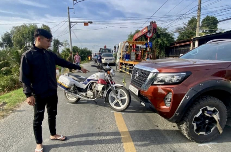 Tạm giữ các đối tượng chống người thi hành công vụ -0