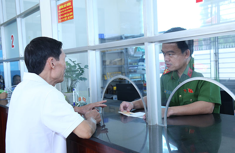 Công an cấp xã nêu cao tinh thần phục vụ nhân dân, giữ vững bình yên cơ sở -0