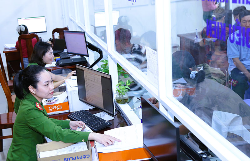 Công an cấp xã nêu cao tinh thần phục vụ nhân dân, giữ vững bình yên cơ sở -0