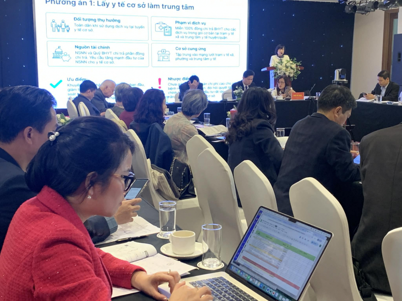 Xây dựng lộ trình tiến tới miễn viện phí, đề xuất tăng mức đóng BHYT -0