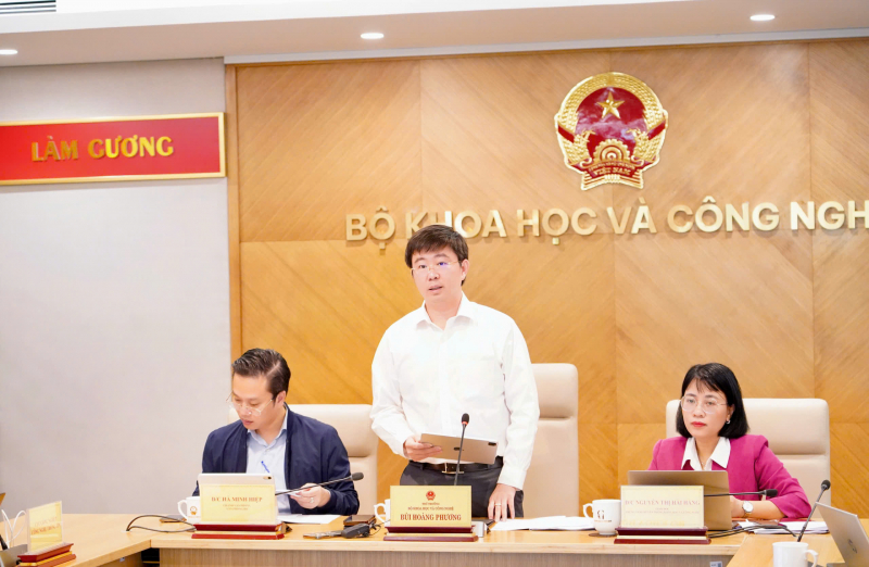 Thứ trưởng Bộ Khoa học và Công nghệ Bùi Hoàng Phương lưu ý về Bản đồ cứu hộ tự phát -0