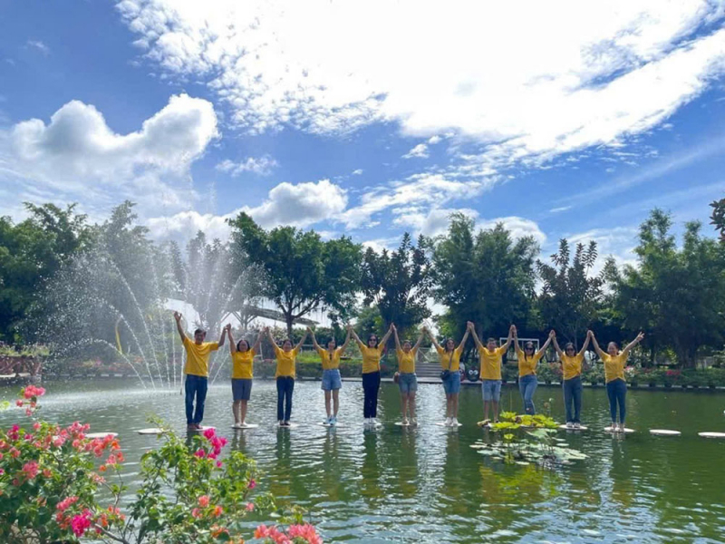 Câu chuyện kỳ thú về “Rừng pin mặt trời” dưới chân Núi Cấm -0