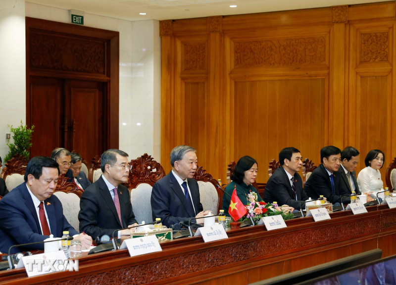 Tổng Bí thư Tô Lâm hội kiến Chủ tịch Quốc hội Lào, nâng tầm quan hệ Việt-Lào -0