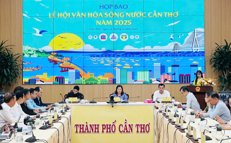 کنفرانس مطبوعاتی در مورد جشنواره رودخانه کان تو 2025 -0