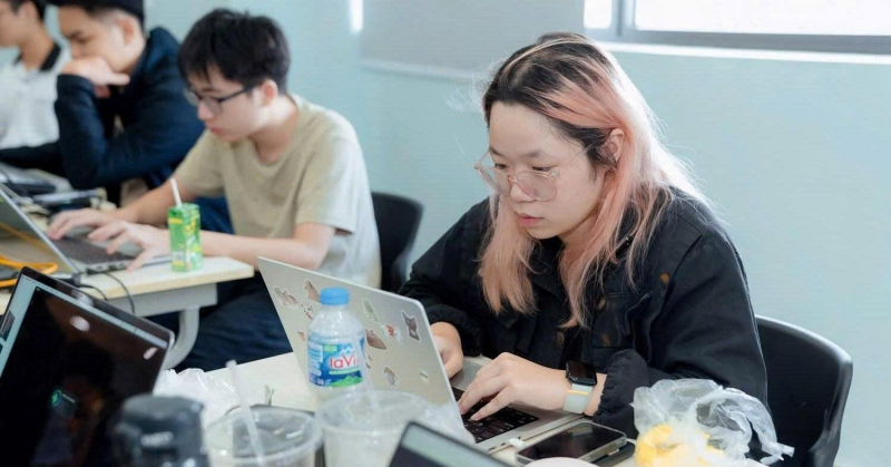 Phenikaa University's excellent female student and her passion for protecting network security for the community -0