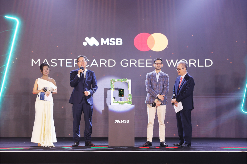 MSB ra mắt thẻ Mastercard Green World: cánh cửa “tinh hoa hành trình xanh” -0