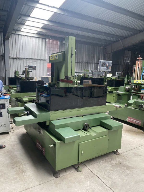 Lập khống hợp đồng ủy thác nhập khẩu máy móc cũ -0