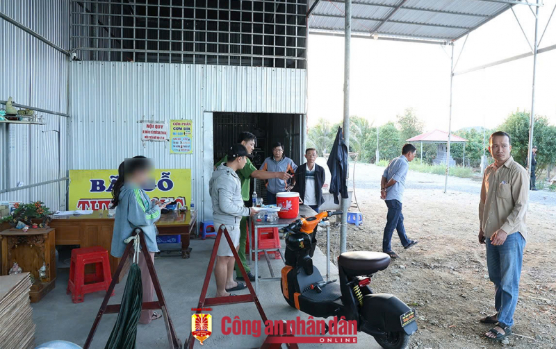 Bắt giữ nhóm đối tượng do Tẻo Bô cầm đầu, gây mất ANTT trên địa bàn Chợ Mới (An Giang) -0