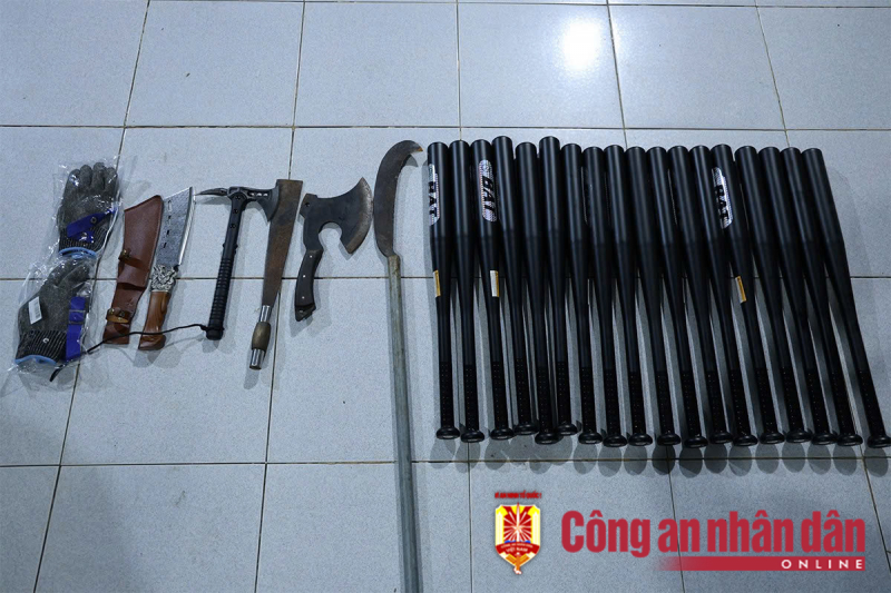 Bắt giữ nhóm đối tượng do Tẻo Bô cầm đầu, gây mất ANTT trên địa bàn Chợ Mới (An Giang) -1