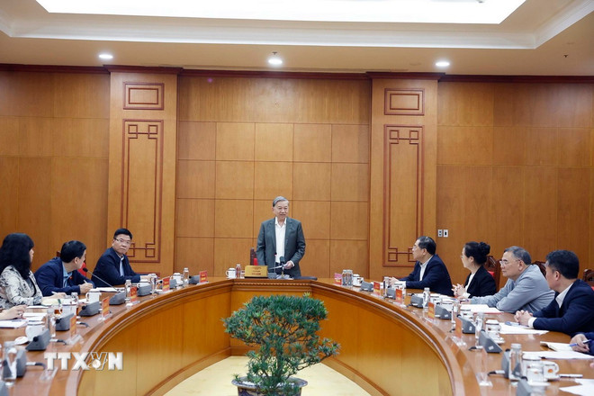 Tổng Bí thư: Chuyển tư duy chăm sóc người khuyết tật sang cách tiếp cận xã hội -0