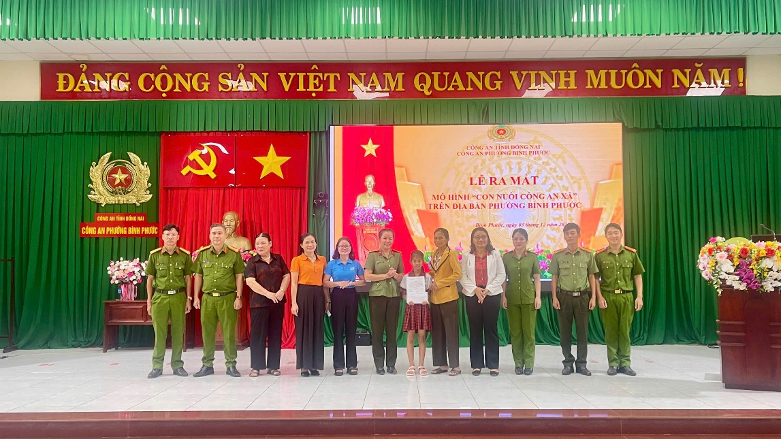 Công an phường nhận “con nuôi” - Hạt giống nhân văn từ tấm lòng người chiến sĩ -0