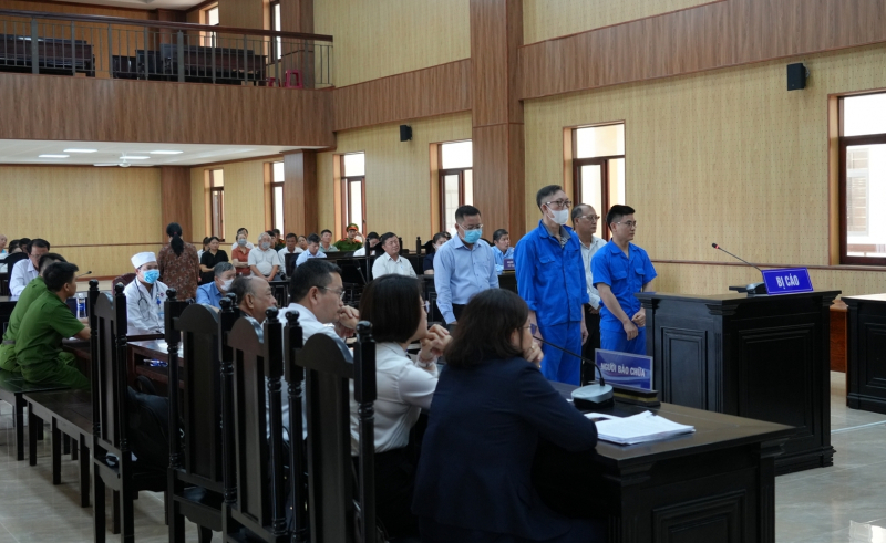 Tòa tuyên án vụ cựu Giám đốc Sở Y tế Bà Rịa-Vũng Tàu cùng 5 bị cáo  -0