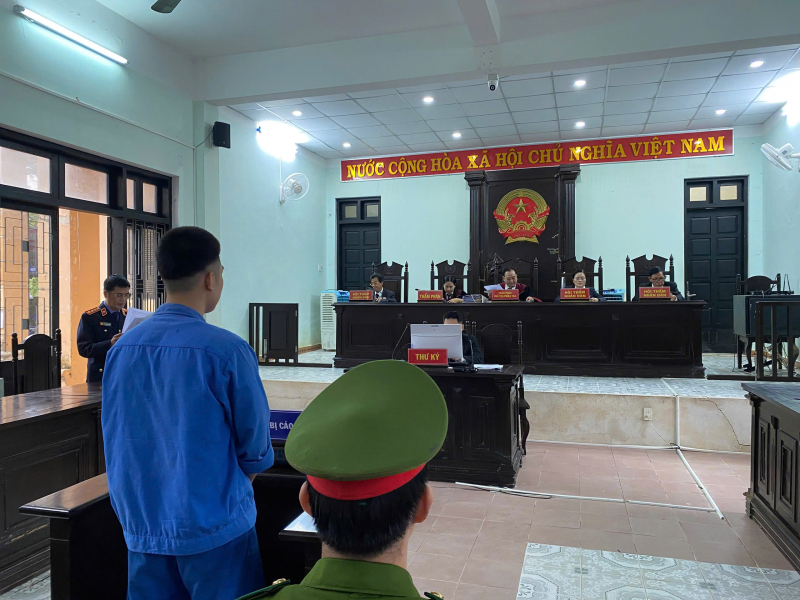 Nữa ký ma túy được ngụy trang trong gói hàng “Mật ong nghệ đen Buôn Ma Thuột” -0