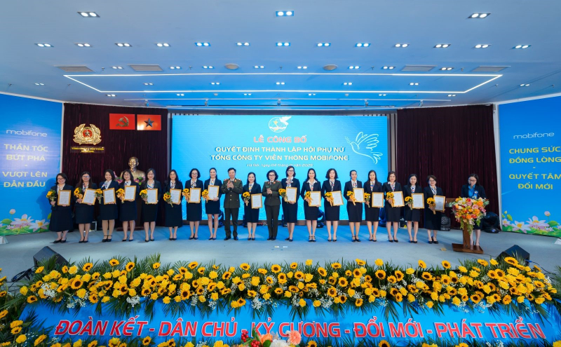 Công bố thành lập Hội Phụ nữ Tổng Công ty MobiFone và 38 tổ chức Công đoàn cơ sở -0