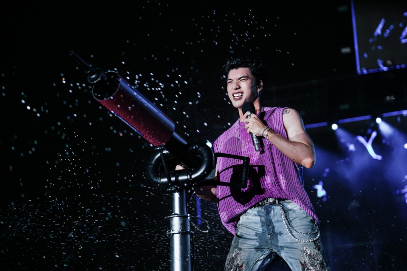 2 hieu thu hai - copy.jpg -1