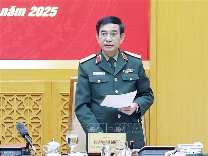 Tổng Bí thư Tô Lâm: Hành động theo phương châm '5 vững', xây dựng quân đội trong tình hình mới -0