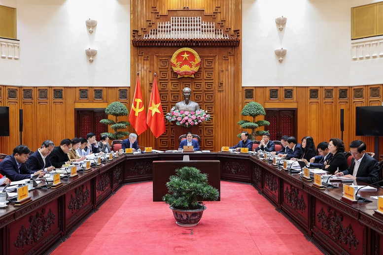 Thủ tướng: Xây dựng chính sách vượt trội, cạnh tranh để thí điểm một số khu thương mại tự do -0