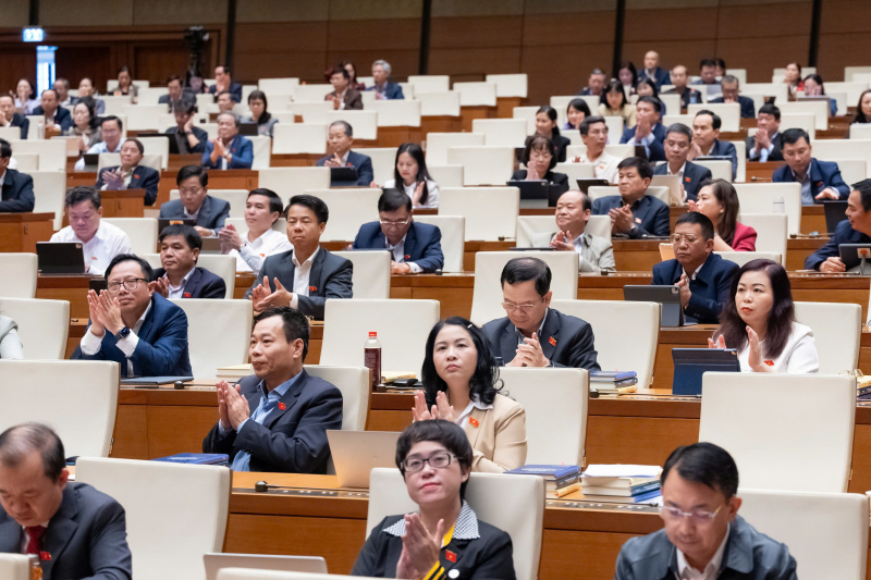 202512051447541346_z7295327458479_43cee6cea9d2544d01053eccf8354647.jpg -0