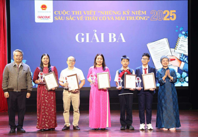 Trao giải cuộc thi 