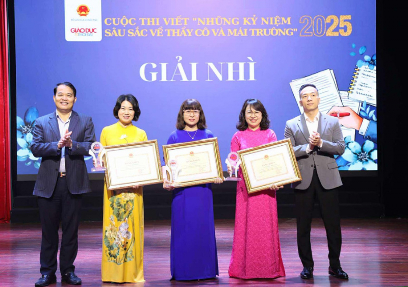 Trao giải cuộc thi 