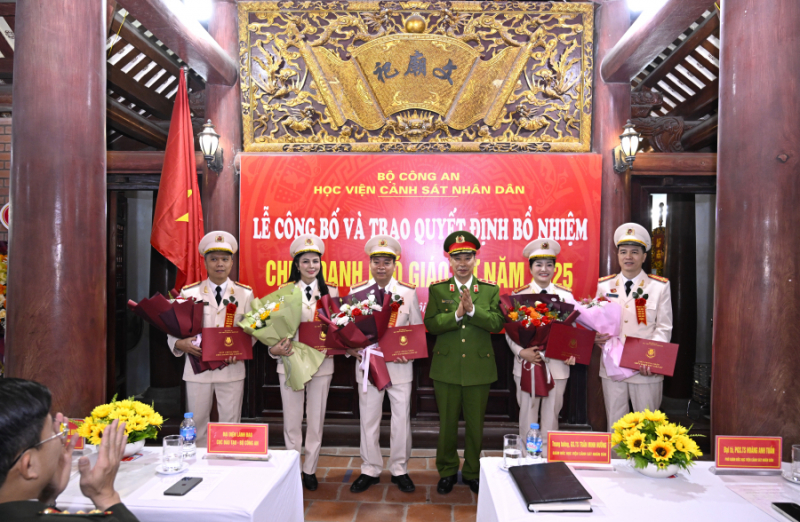 Học viện CSND vinh danh 10 nhà giáo được bổ nhiệm chức danh PGS năm 2025 -0
