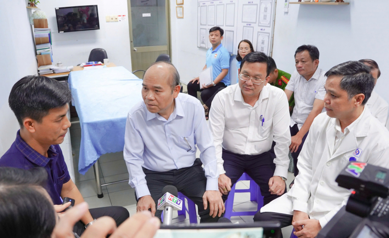 Bên trong hiện trường vụ cháy quán ốc khiến 4 người tử vong -0